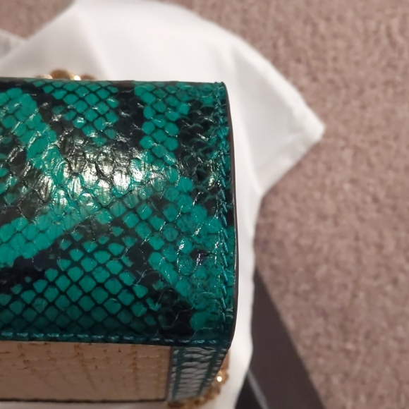 SOLD GUCCI *Limited Edition* Snakeskin Ophidia Bag - Picture 7 of 16